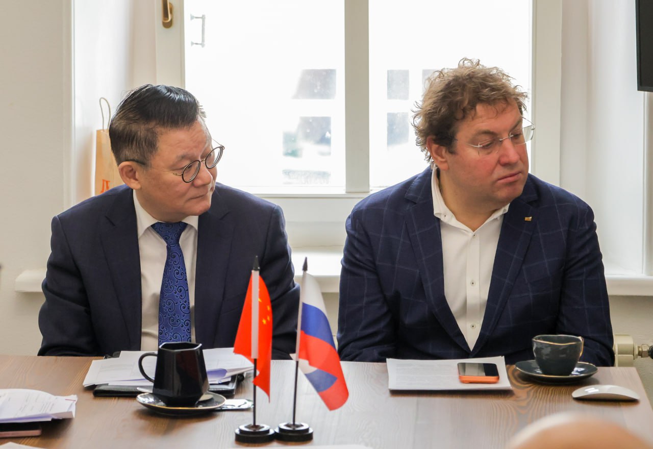 В Екатеринбурге состоялась встреча предпринимателей Свердловской области с Генеральным консулом КНР
